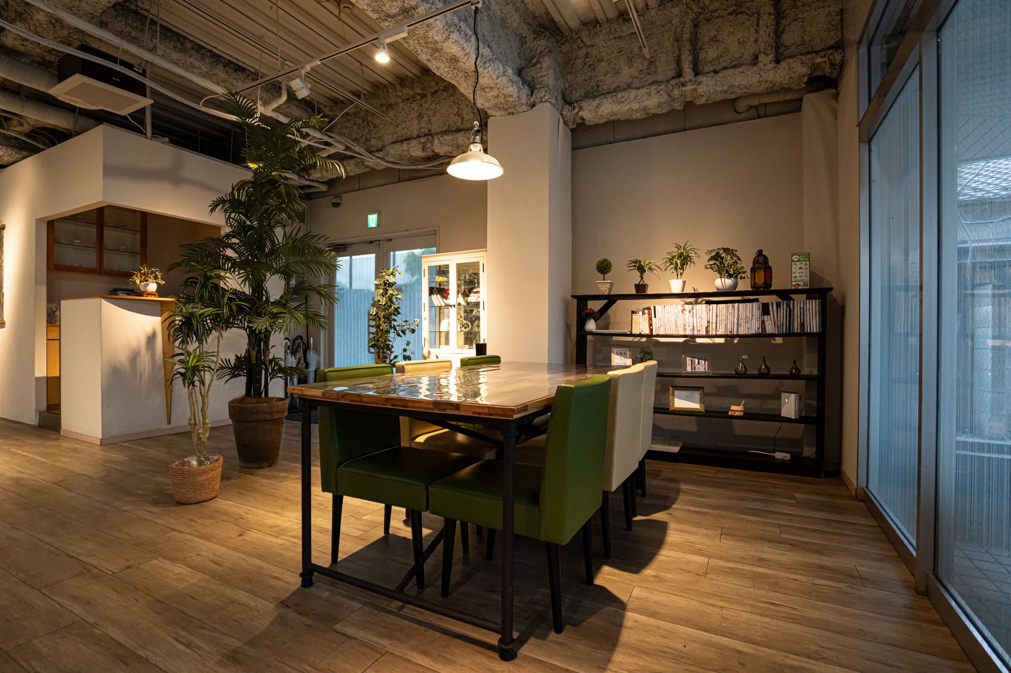 レーベンコーポレーション内観